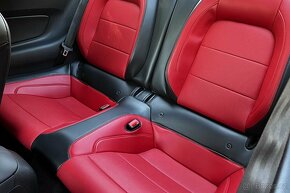 Ford Mustang 5.0 V8 coupe - 9