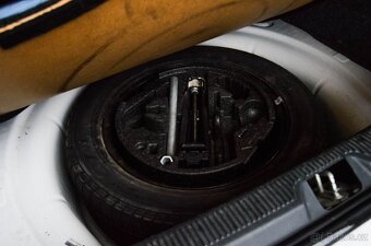 Škoda Octavia Combi 2.0 TDI Ambiente - 9