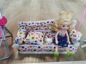 Barbie pojízdná restaurace, panenky a doplňky - 9