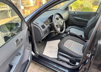 Škoda Fabia 1,4 i Nová STK, Klimatizace benzín - 9