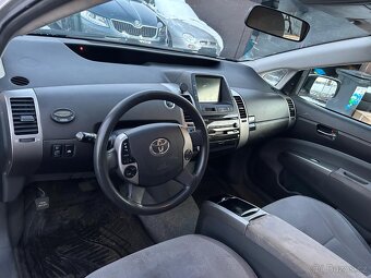 Toyota Prius Hybrid 1,5 VVTi 57kw WEBASTO - 9