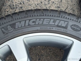 Mercedes r18 alu kola r18 5x112 Dvourozměrná Michelin Alpin - 9