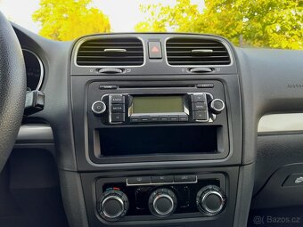 VW Golf 6 1,4i 16V benzín 59kW - 9
