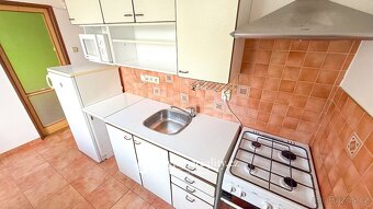 Prodej bytu s balkonem 3+1, 64 m2 - Znojmo, ul. Pražská sídl - 9