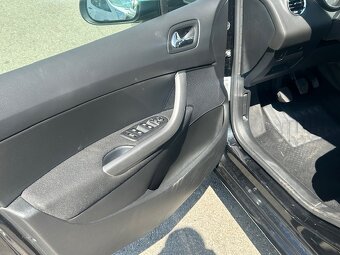 Peugeot 308 1,6 VTi 88 kW 2010, 1 majitel 126 000km - 9