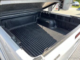 Toyota Hilux 2,5 D-4D Double Cab Terra (2010) - 9
