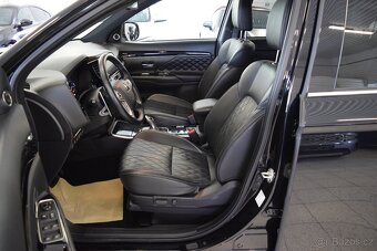 Mitsubishi Outlander 2.4 PHEV Plug-in hyb MAX.VÝBAVA 4x4-DPH - 9