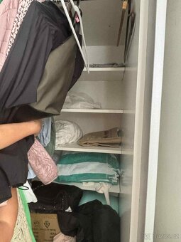 Vestavná  skříň - 9