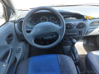 Renault Megane 1.6i RTE - 9