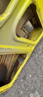 Dveře škoda 110r - 9