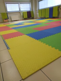 Barevná puzzle podlaha - 9