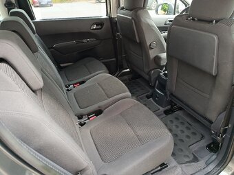 Peugeot 5008 1.6 HDi 66 Kw nová dovozová stk Bez Koroze - 9