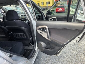 Toyota RAV4 2.2D4D Tz 4WD - 9