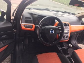 FIAT GRANDE PUNTO 1.4 - 9