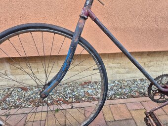 Historické kolo, tzv. Baťa - 9