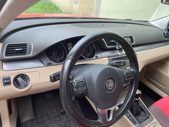 VW Passat B7 combi 1.6 TDI 77 kw, nová STK platná do 01/2027 - 9