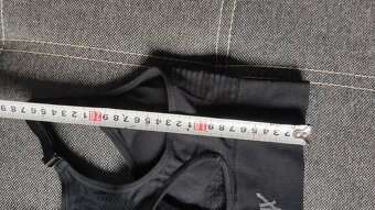 Sportovní podprsenka Hunkemöller vel.S/79-84/168 - 9