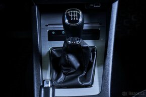 Škoda Octavia Combi 2.0 TDI SCR Ambition, DPH - 9