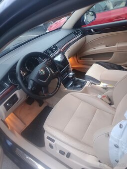 Prodám škoda Superb 2.0 125 kW dsg - 9