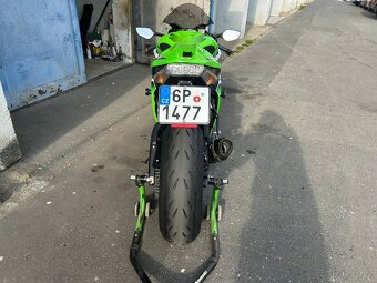 Kawasaki ZX-10R Ninja - 9