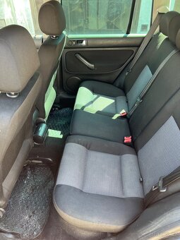 VW Golf 4 1.6 FSI - 9