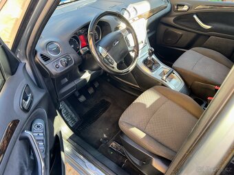 Ford Galaxy 2.0 tdci - 103 kw nafta, 7 míst, nová stk - 9