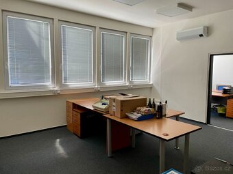 VÝPRODEJ KANCELÁŘSKÉHO NÁBYTKU PRAHA 10 - 9