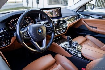 BMW Rad 5 530iX HEV G30 AT/8 2020 /AJ NA SPLÁTKY/PROTIÚČET - 9