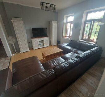 Velký venkovský dům k pronajmutí - 9