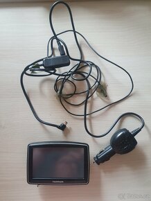 Prodám navigaci do auta zn. Tom Tom XL - 9