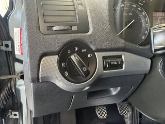 Škoda Octavia II 1.6 fsi 85 kw - 9