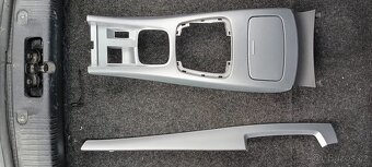 Renault Laguna 3 palubní deska a další díly - 9