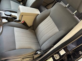 Jeep Cherokee 2.8 CRD 130 kW 4x4 - 9
