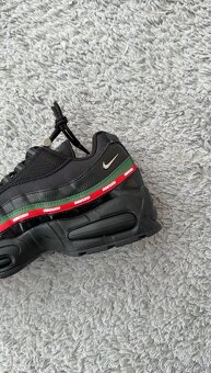 Nike Air Max 95 SP Undefeated Black - 9