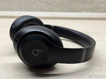 Beats Studio Pro Black - 9