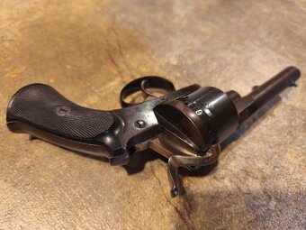 Revolver LEFAUCHEUX - 9