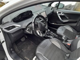 Peugeot 2008 1,2 PureTech 110 - 9