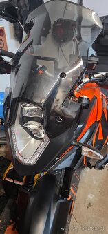 Ktm adventure 1090 - 9