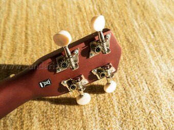 Sopránové Ukulele Harley Benton - 9