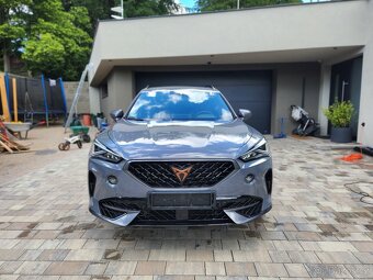 Cupra Formentor 2.0 TSI VZ 4Drive, 228kW, BREMBO, Tažné - 9