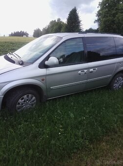 Prodám Chrysler Voyager 3,3v6 - 9