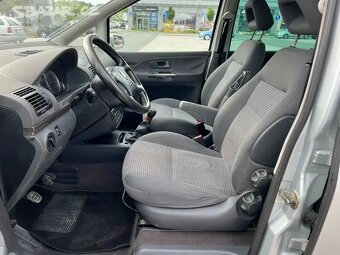 PRONÁJEM AUTA SEAT ALHAMBRA 7 míst - 9