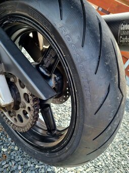 Yamaha R6 - 9