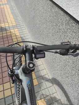 MERIDA eBIG.SEVEN 500 Matt Grey/Black horské elektrokolo - 9