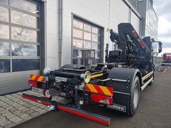 IVECO 180E28 RUKA A NOSIČ KONTEJNERU - 9