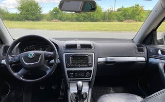 Škoda Octavia Scout - 9