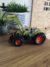 Kovový traktor Siku 3256 - 9