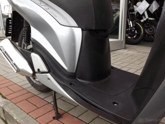 Honda SH 125 - 9