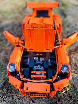 Porsche 911 GT3 rs - 9