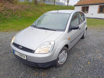 Ford Fiesta 1.3 51Kw RV.2004 TAŽNÉ - NOVÁ STK - 9